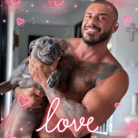 Meet your Posher, Jessica - Picture 1 of 1